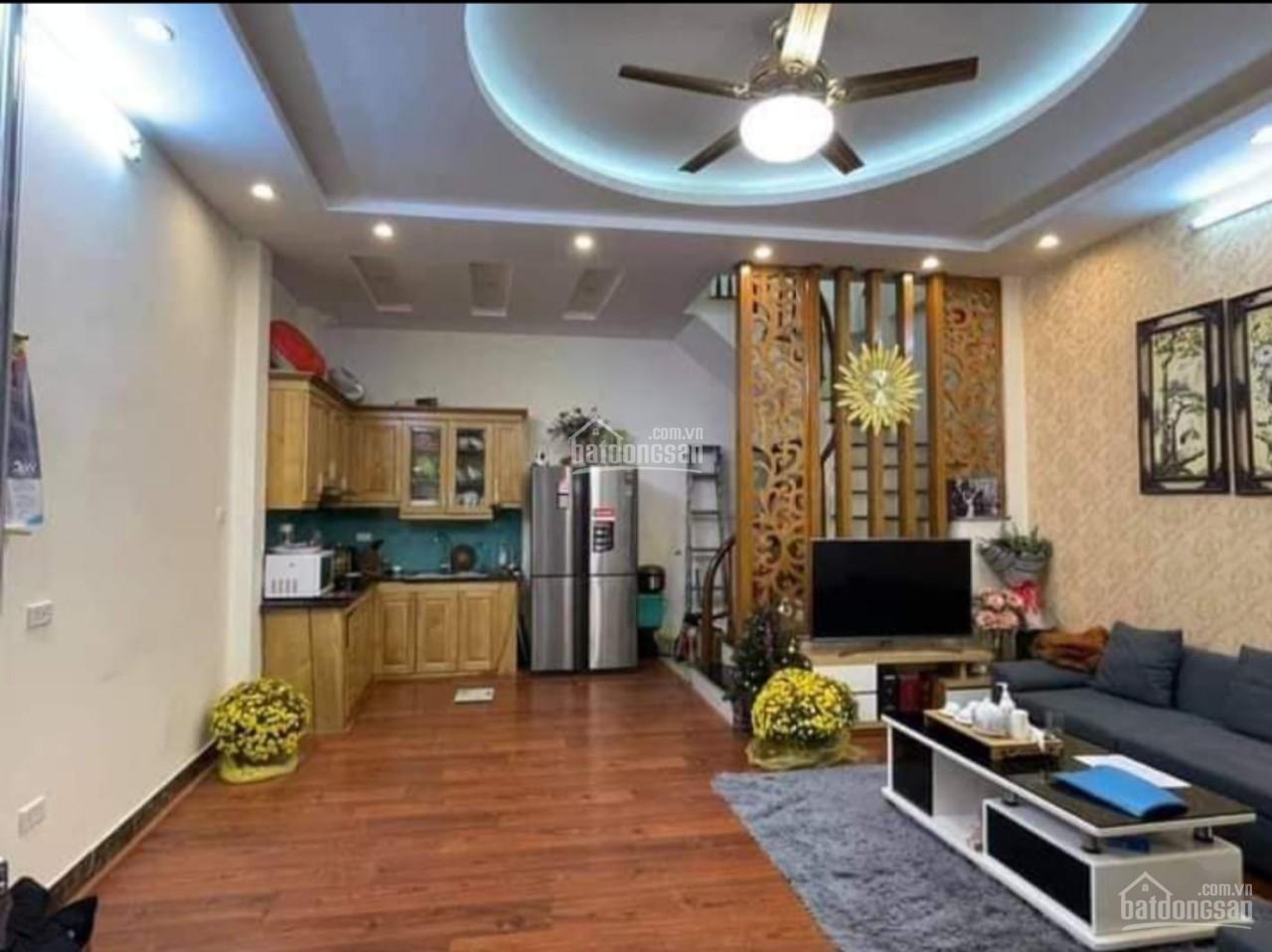Bán nhà 3 Tháng 2 Quận 10, hẻm xe hơi tránh nhau, ngang 7m hiếm, 112m2, kinh doanh sầm uất